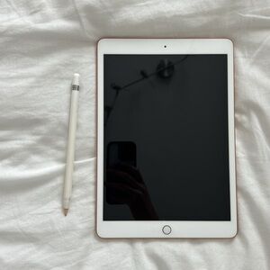iPad & Apple Pencil